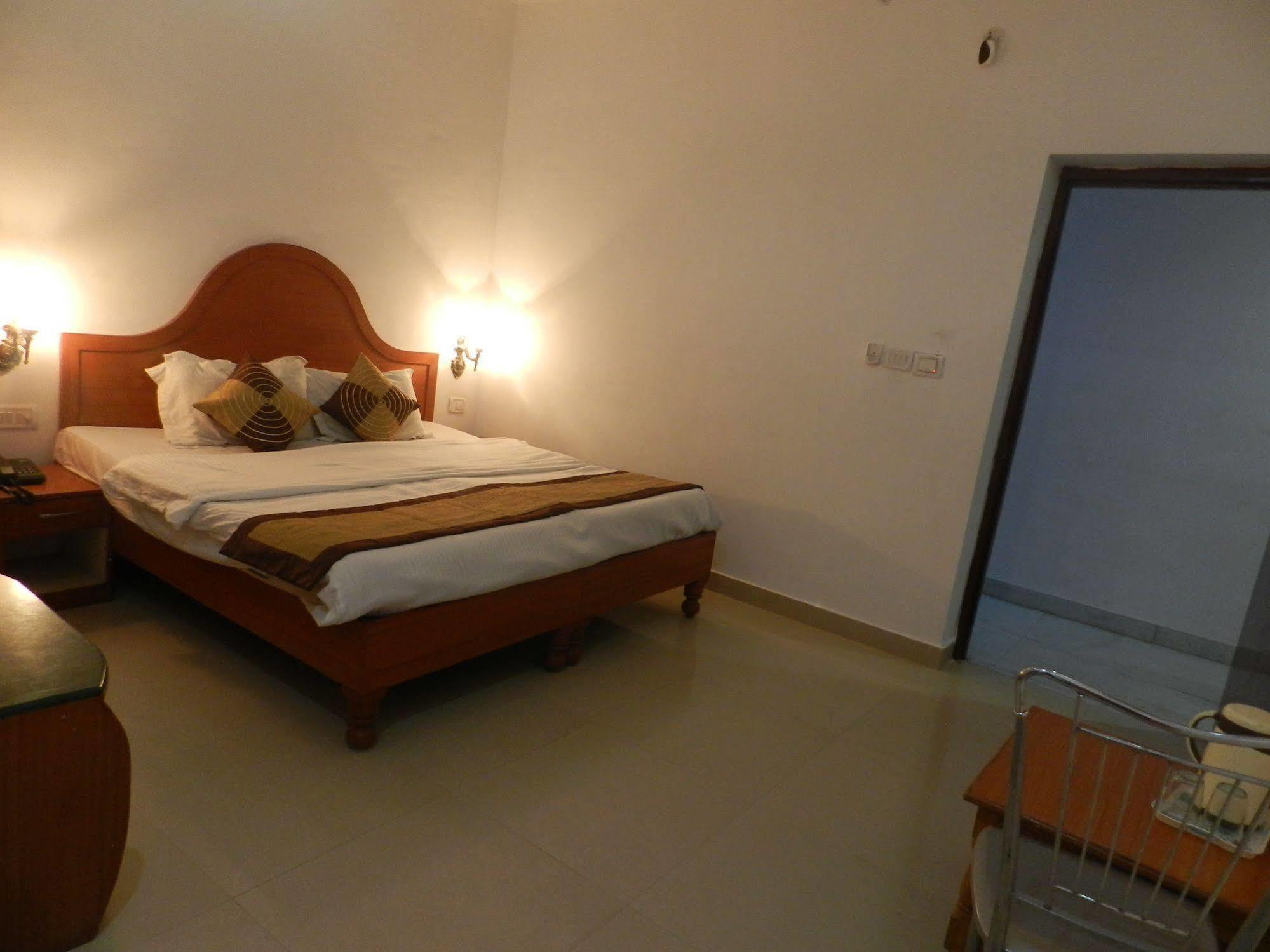 Eurostar Inn Khajuraho Exterior photo